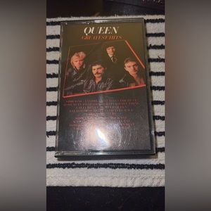 1981 QUEEN Greatest Hits Cassette Tape